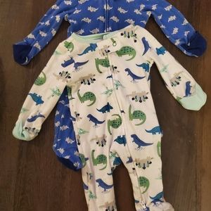 Newborn sleep and plays set of 6 Gerber, Just One You and Cloud Island
